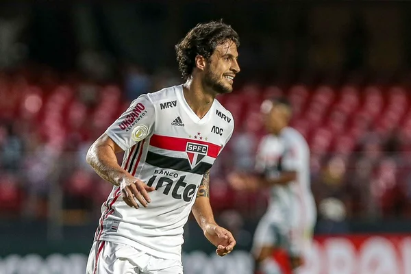 Fluminense anuncia Hudson, emprestado pelo São Paulo