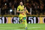 Reinaldo foi o melhor em campo Reinaldo foi o melhor em campo