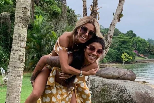 Ludmilla conta porque assumiu namoro com Brunna e não com outras