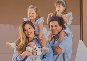Virginia Fonseca e Zé Felipe em foto com os três filhos