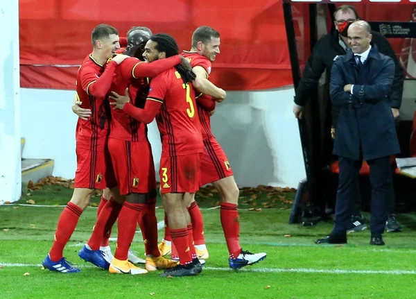 Bélgica vence a Inglaterra