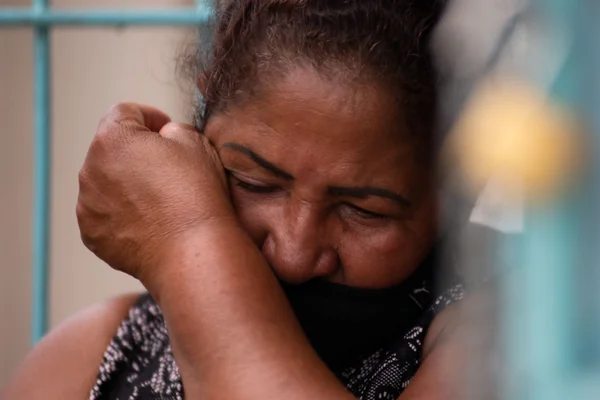 Mãe de ciclista morto por ladrão em fuga: “Não vou me segurar em pé”