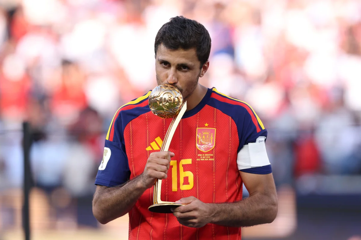 Rodri nega o Barcelona e deixa claro: só sai do City pelo Real Madrid