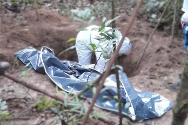 imagem colorida de Cemitério clandestino do Comando Vermelho em Mato Grosso