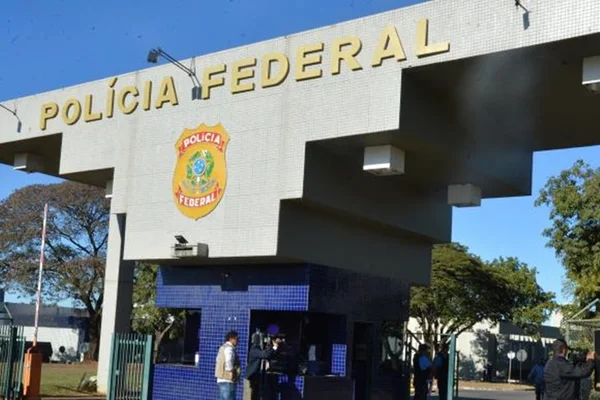 PF investiga fraudes em licitações no transporte escolar no RS