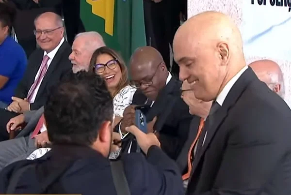Moraes é chamado de Xandão no Palácio do Planaltp