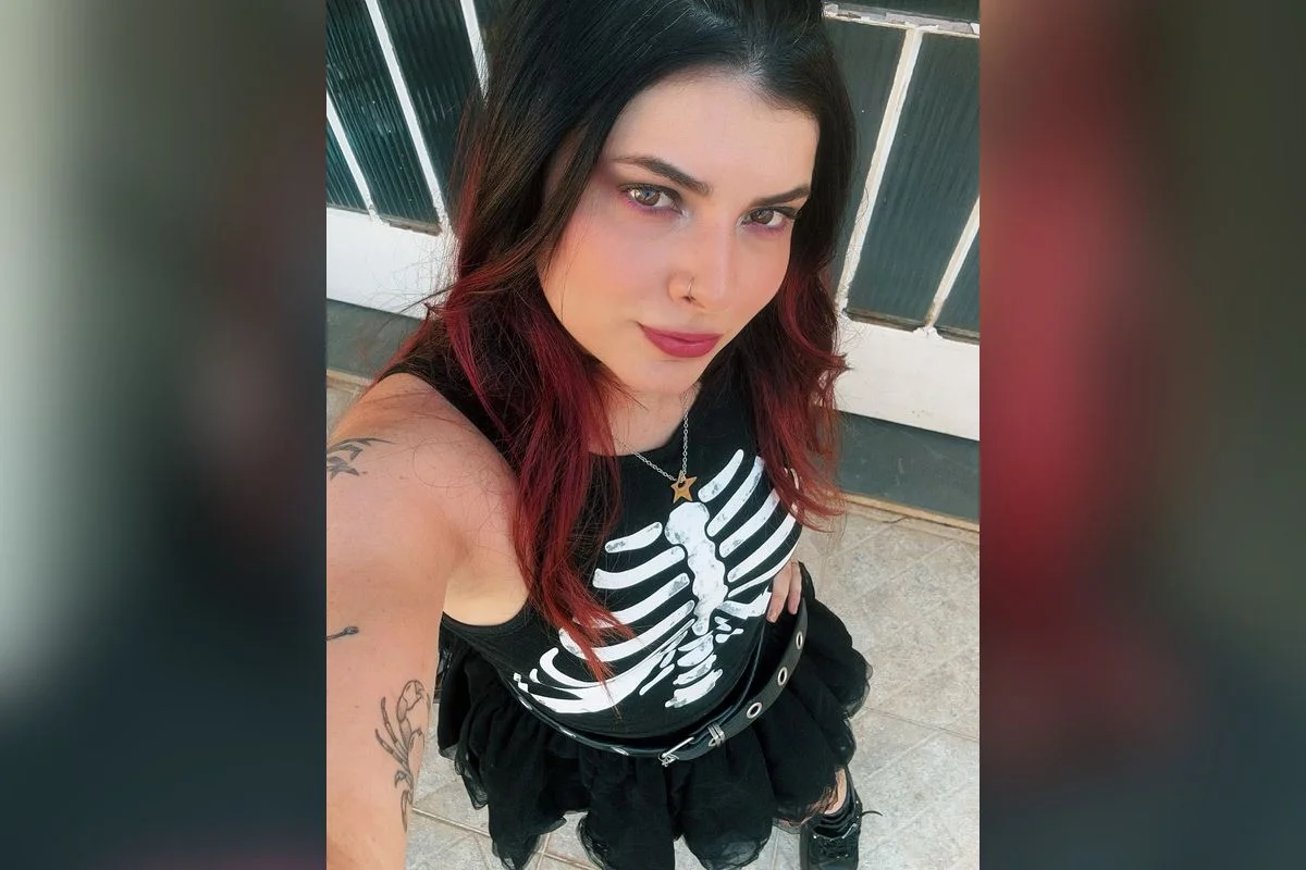A cantora Aléxia A cantora Aléxia