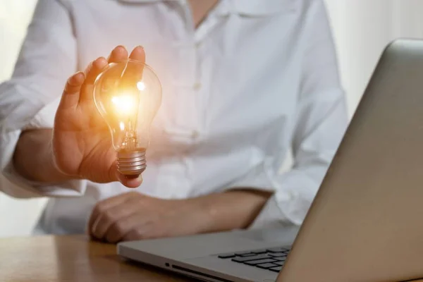 Do anonimato ao sucesso: como fortalecer uma marca B2B