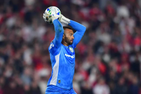 Foto colorida de Weverton - Metrópoles