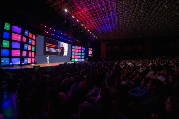 Foto colorida do Innova Summit 2025 - Metrópoles