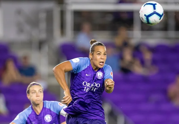 Namorada de Marta, zagueira Toni Pressley luta contra câncer de mama