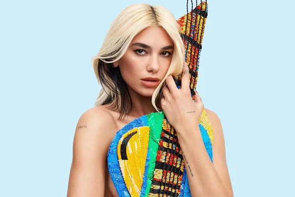 Capa Elle USA com Dua Lipa