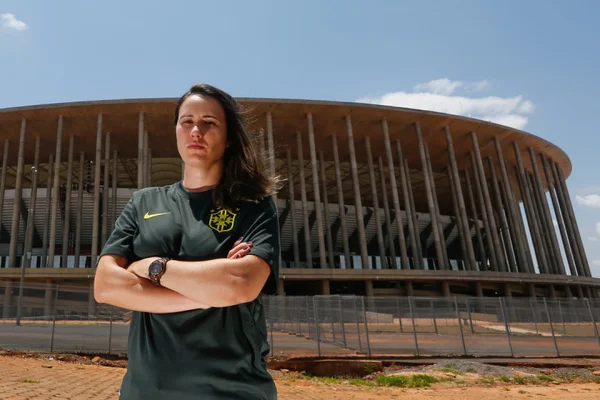Torcedores se dizem assustados com risco de Brasília deixar de ser sede das Olimpíadas