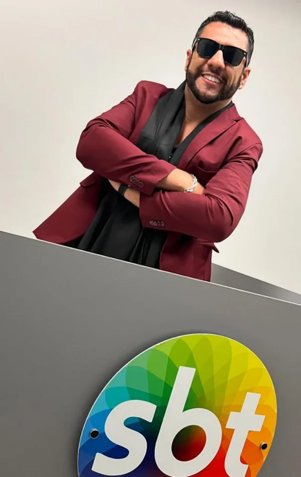 Irmã de Anderson Molejo expõe repórter do SBT após promessa de reality - destaque galeria Irmã de Anderson Molejo expõe repórter do SBT após promessa de reality - destaque galeria