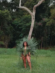 O álbum também destaca uma forte relação com a natureza O álbum também destaca uma forte relação com a natureza