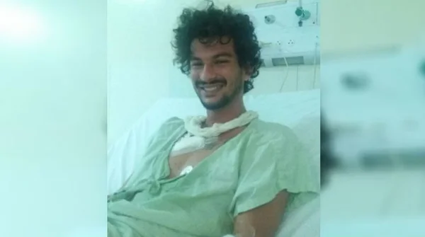 Bomba foi jogada por PMs, diz jovem que perdeu dedos em manifestação
