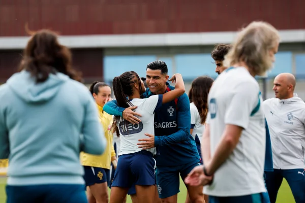 Cristiano Ronaldo no resort antes da Copa do Mundo