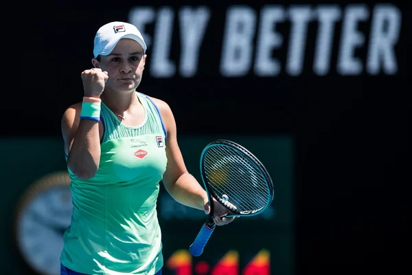 Barty vence Kvitova e avança à semifinal no Aberto da Austrália