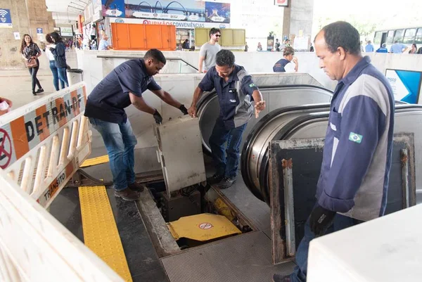 Rodoviária: conserto de escada rolante e elevador levará 90 dias