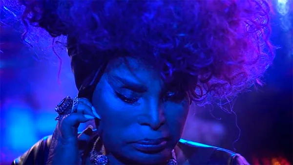 Elza Soares lança o lindo clipe de “A Mulher do Fim do Mundo”