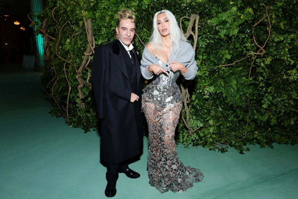 John Galliano de volta ao topo? Entenda os rumores da moda