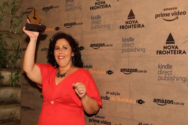 Barbara Nonato vence quarta edição do Prêmio Kindle de Literatura
