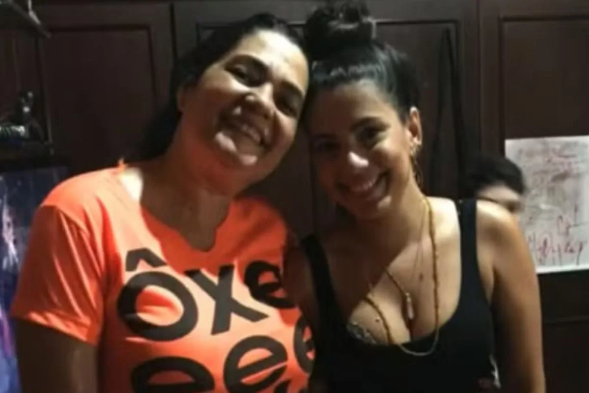 Mãe de Fernanda Bande se revolta após a ex-BBB pedir medida protetiva - imagem 1 Mãe de Fernanda Bande se revolta após a ex-BBB pedir medida protetiva - imagem 1