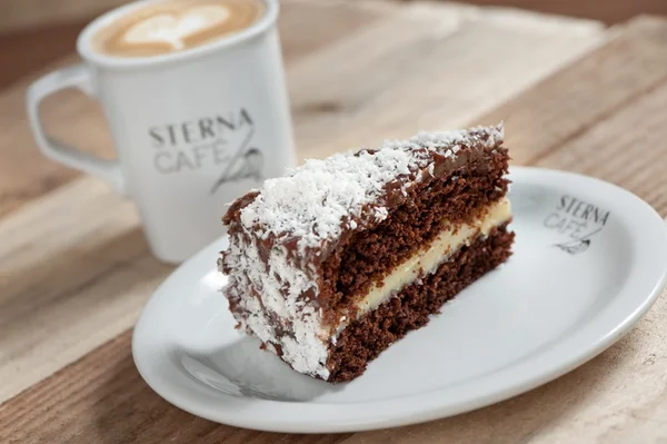 Sterna Café inaugura primeira unidade em Brasília