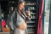 Após perder um dos gêmeos, Clara Maia doa leite para bebês da UTI
