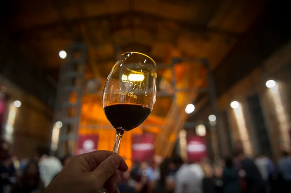 Grand Cru realiza Grand Tasting com degustação de mais de 100 rótulos