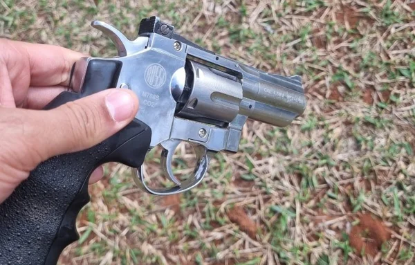 Arma apreendida pela PM