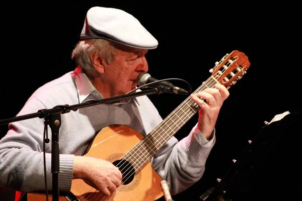 Daniel Viglietti, ícone da música latino-americana, morre aos 78 anos