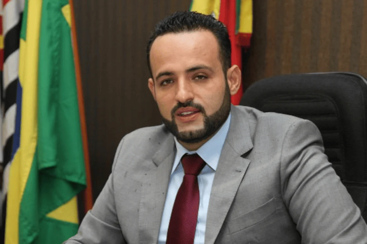 Justiça absolve deputado eleito Ney Santos por acusação de adulterar arma