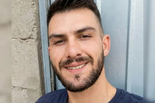 Imagem colorida mostra jovem que morreu por choque elétrico - Metrópoles