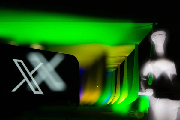 Rede social X muda regras de algoritmo para eleição no Brasil. Entenda - destaque galeria Rede social X muda regras de algoritmo para eleição no Brasil. Entenda - destaque galeria
