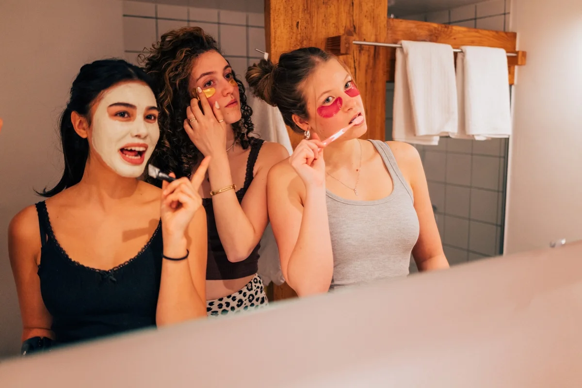 Skin flooding: técnica popular no TikTok pode prejudicar a pele
