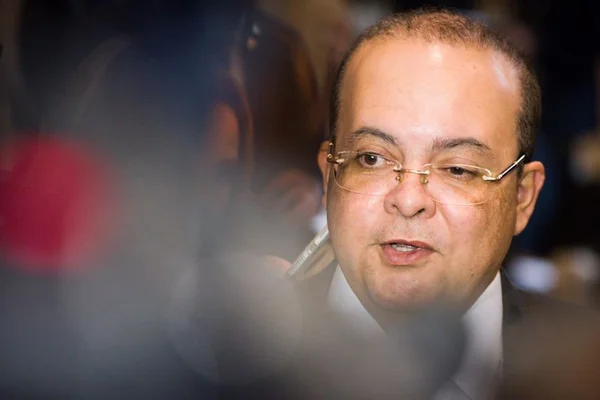 Após acordo com síndicos, Ibaneis pede desculpas: “Eu me exaltei”