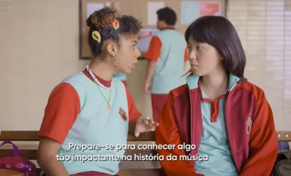 Além do Guarda-Roupa