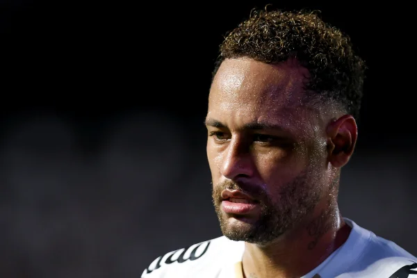 Foto colorida de Neymar, do Santos - Metrópoles