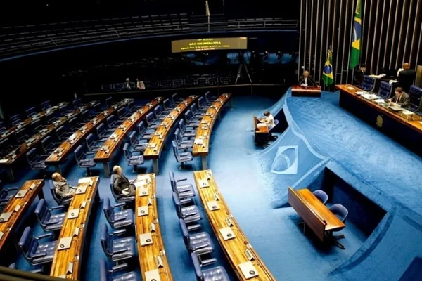 Congresso cria comissão mista para investigar a JBS