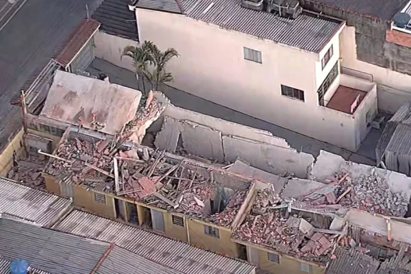 Desabamento provoca interdição de 9 imóveis na zona leste de SP
