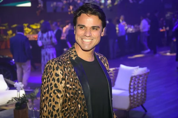 Ao som de Vintage Culture, convidados curtem festa em São Paulo
