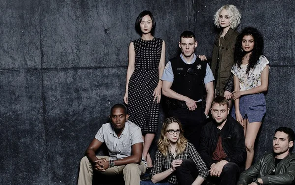 Atores de “Sense8” se pronunciam sobre cancelamento da série