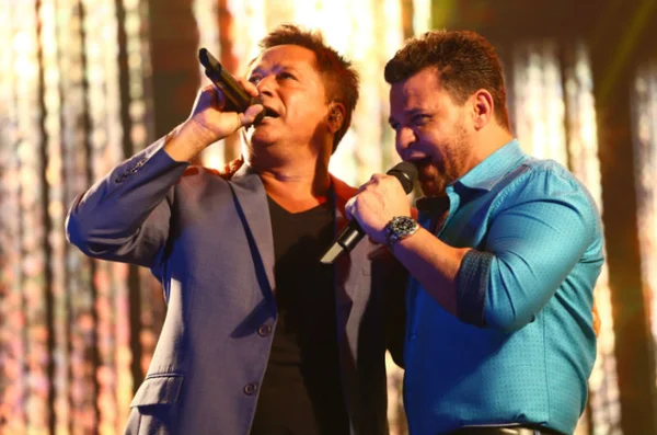 É oficial! Leonardo rompe de vez com Eduardo Costa e ele deixa escritório