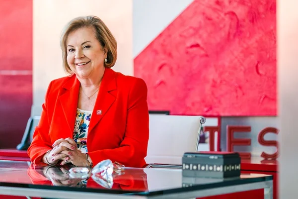 Como Eda Coutinho construiu uma das maiores instituições do DF, o Iesb