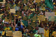 Manifestantes de direita se reúnem na avenida Paulista, no dia da independência do Brasil, para pedir liberdade para o ex-presidente Jair Bolsonaro