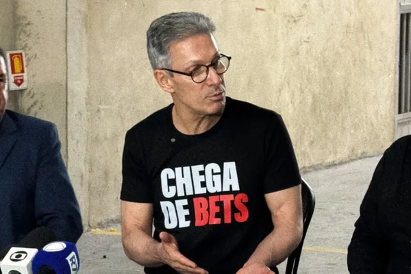 Zema volta a dizer que primeiro ato como presidente será proibir bets