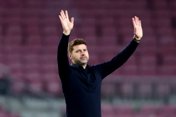Pochettino exalta confronto entre PSG e Barcelona: “Especial”