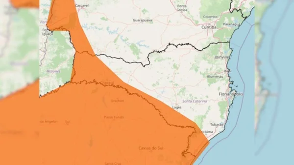 Imagem colorida de mapa do Inmet com regiões em alerta na cor laranja - Metrópoles