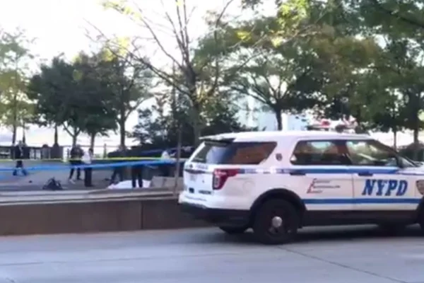 Atropelamento e troca de tiros em Nova York deixam ao menos 8 mortos